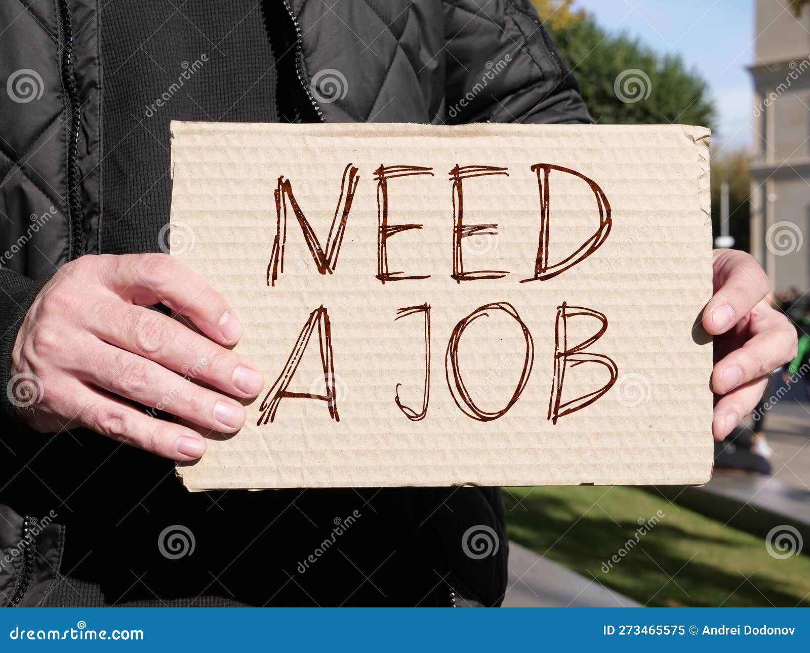 Serveur H/F - Petit-déjeuner Job Maison ARIBERT 38410 Saint-Martin-d'Uriage