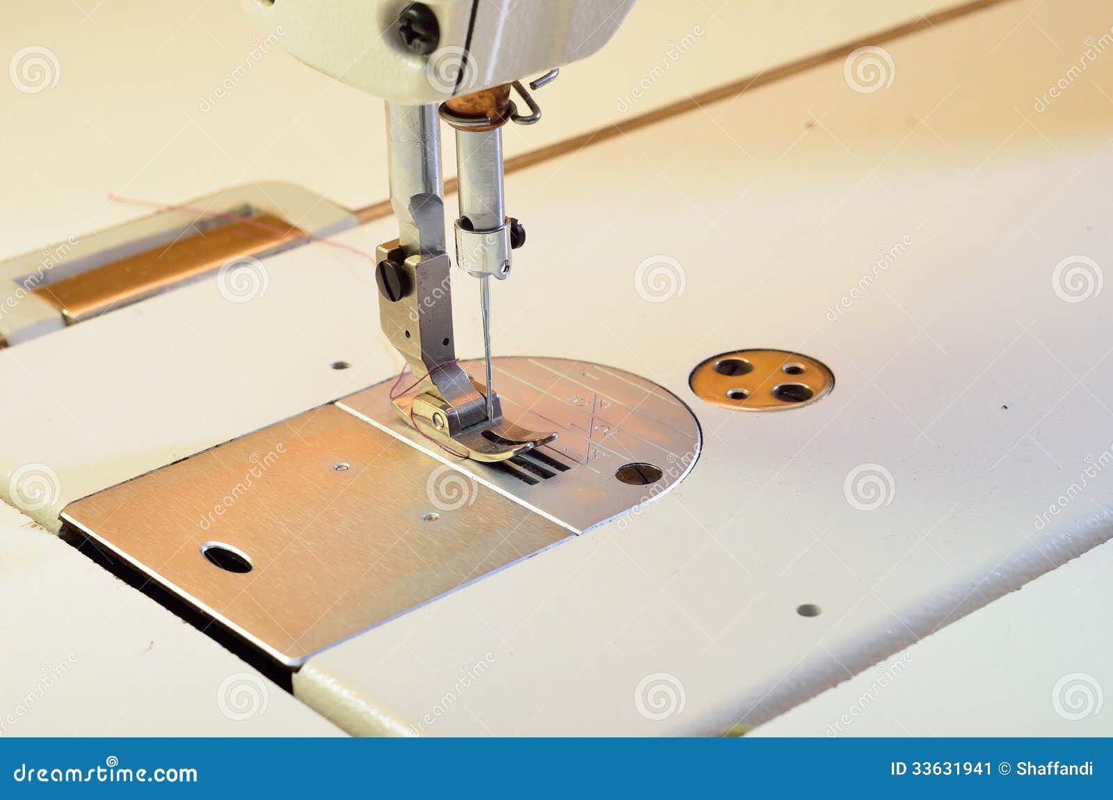 Needle machine stock image. Image of fashion, repair 33631941