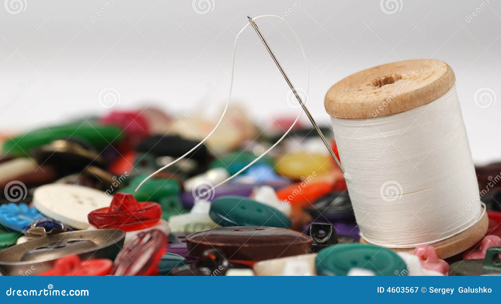 Needle and a thread stock image. Image of dressmaker, pattern - 4603567