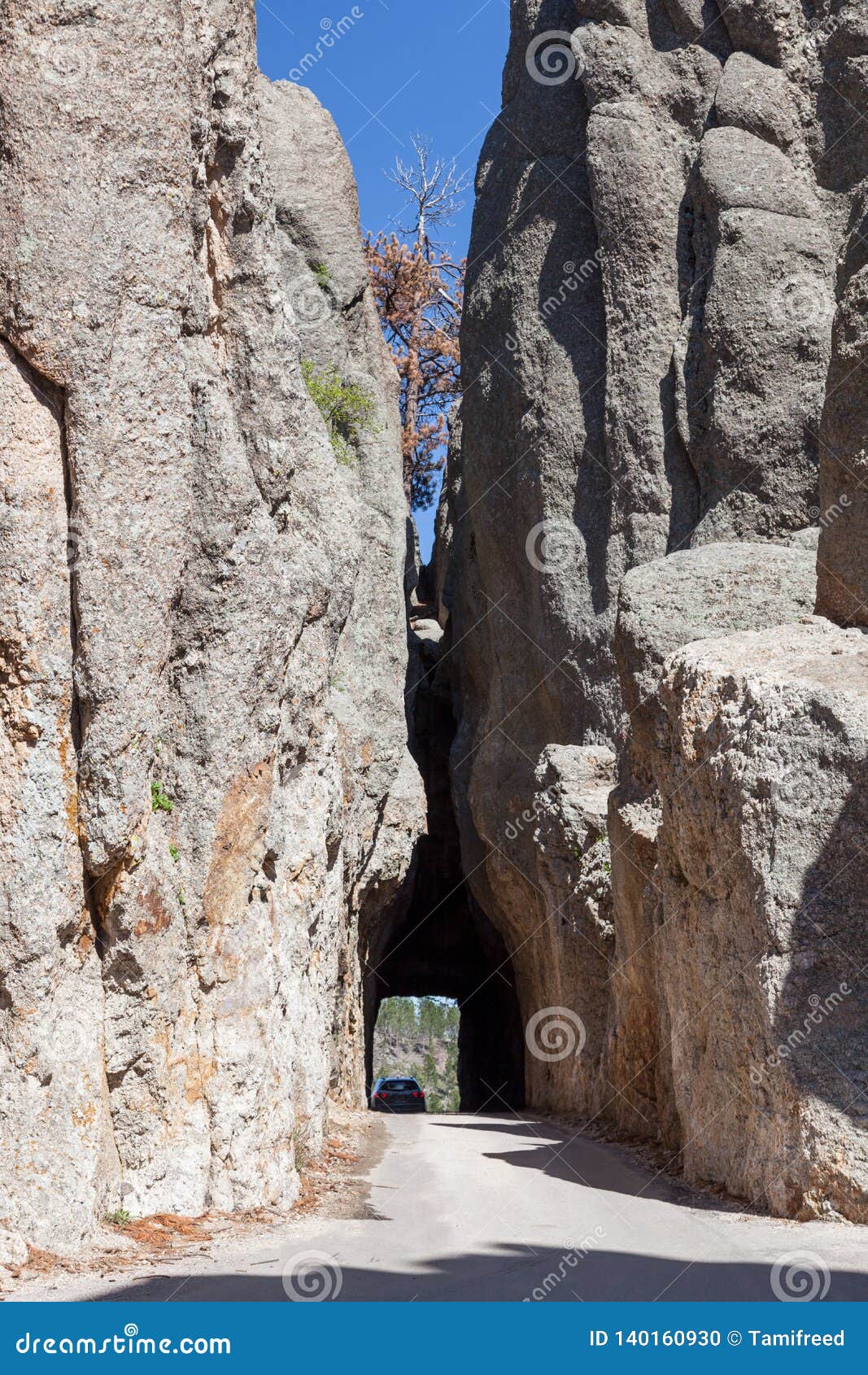 needles eye tunnel needles eye tunnel