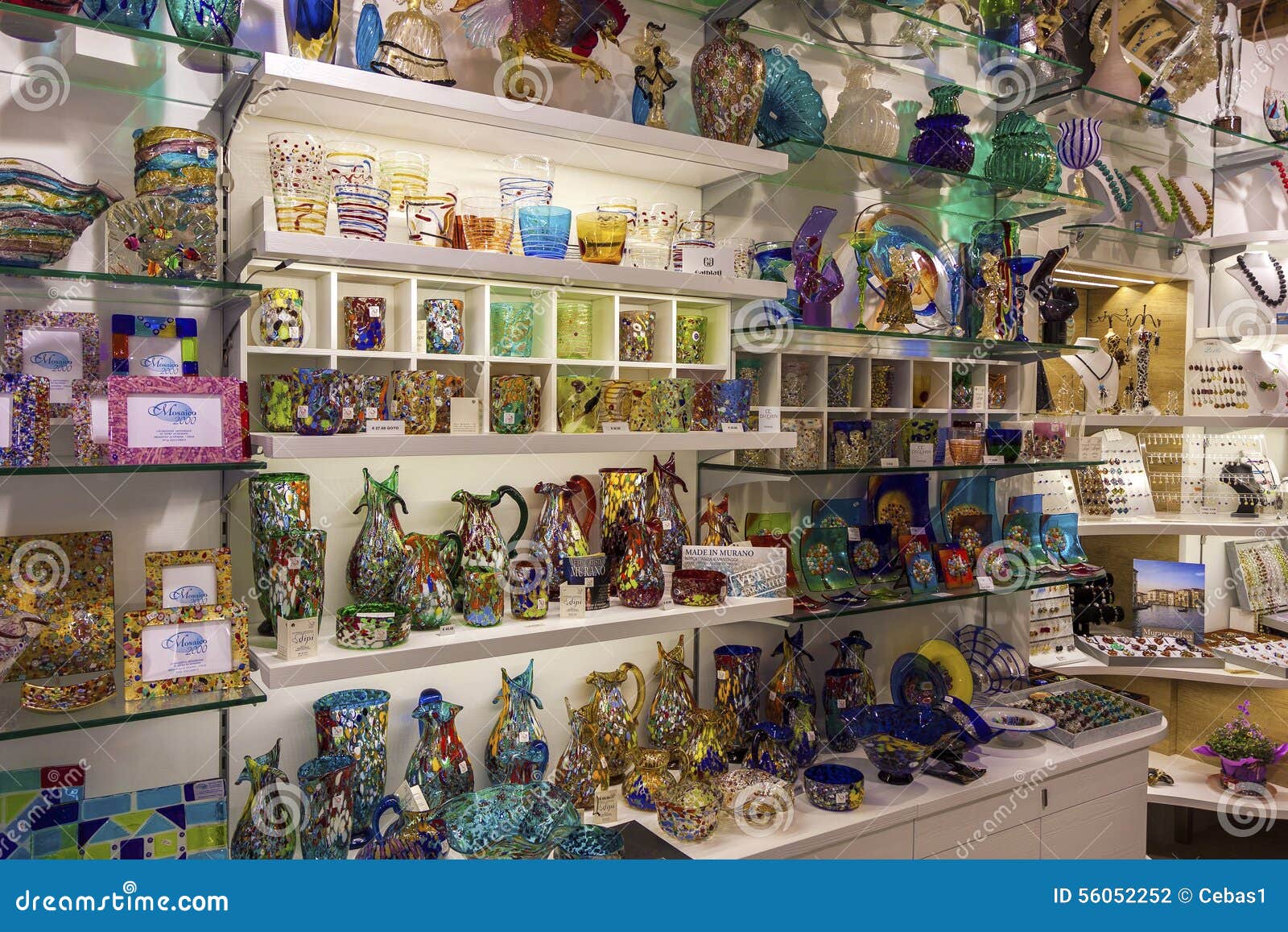 Negozio di vetro di Murano fotografia editoriale. Immagine di arte