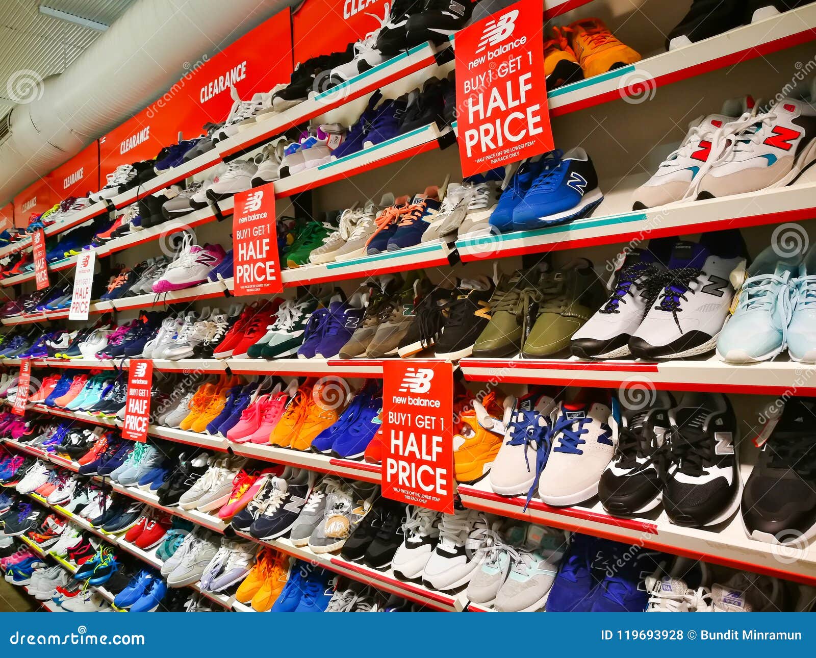 stores with new balance shoes