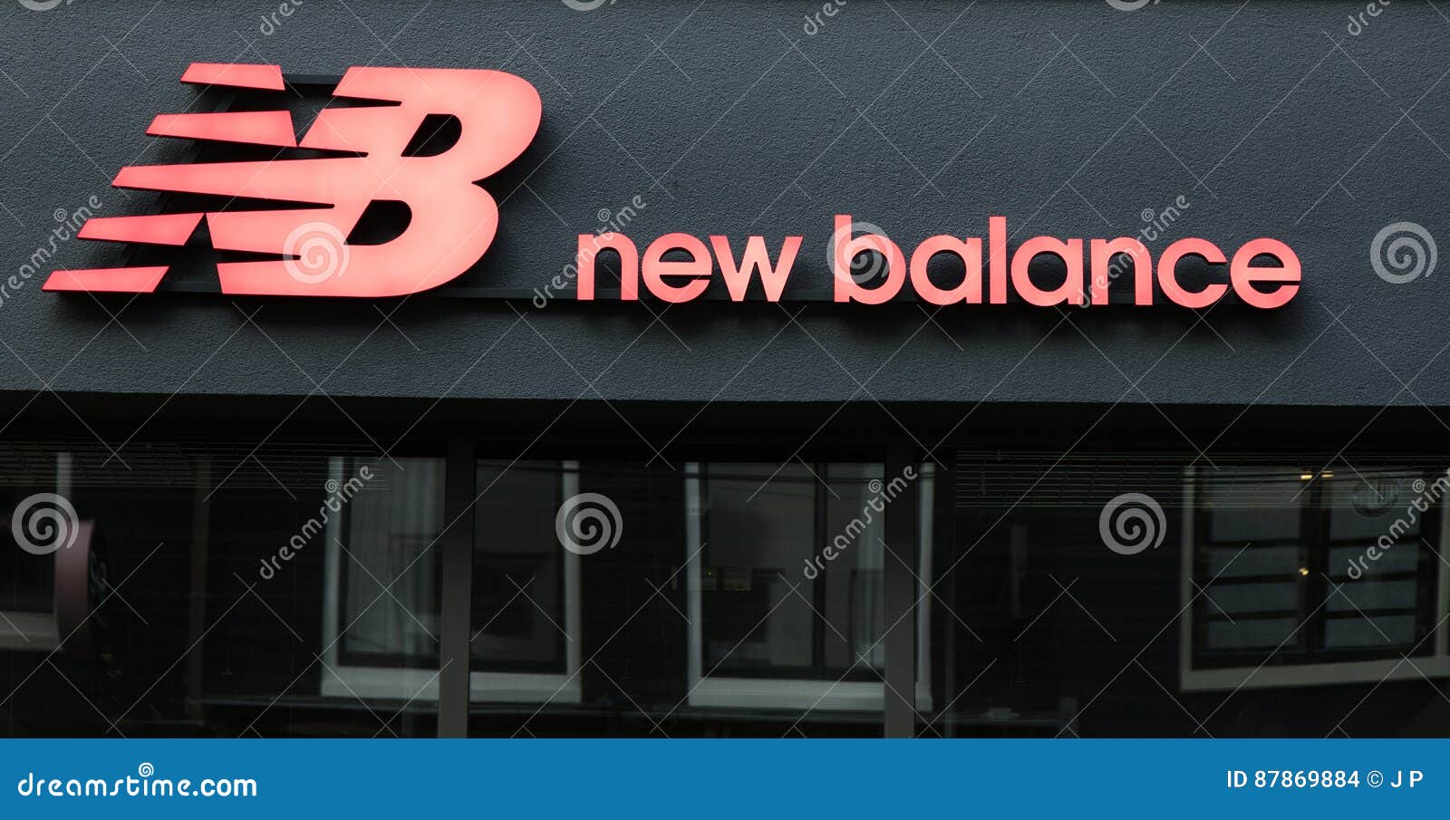 new balance in amsterdam