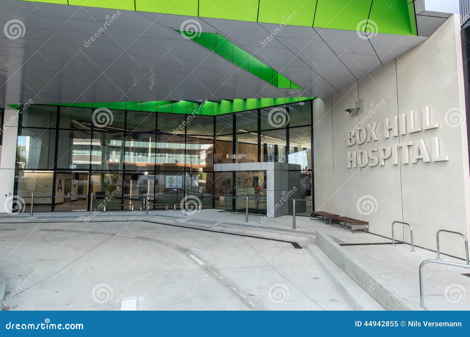 New Box Hill Hospital editorial image. Image of emergency - 44942855
