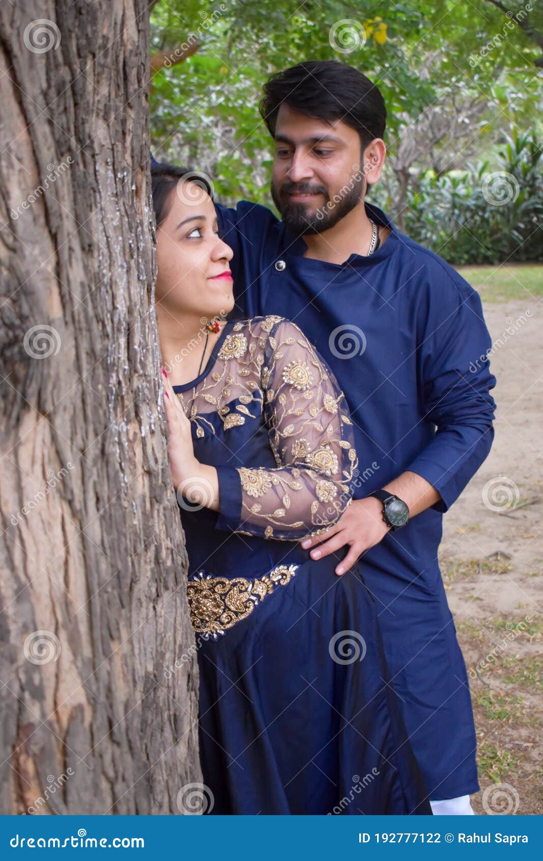 Couple Shoot at The Hill Garden and Pergola - Andy Sidders Photography