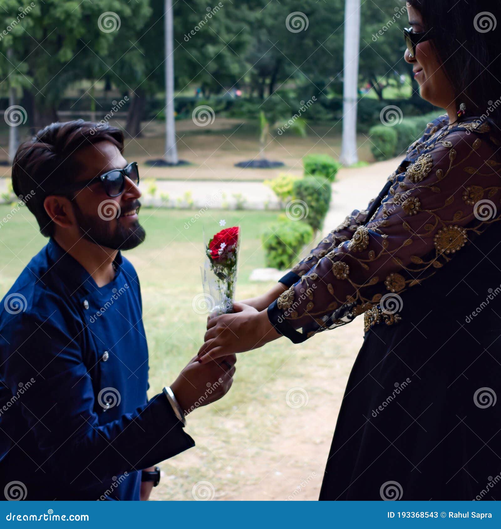 Pradip & Rupali's Romatic Pre-wedding Photoshoot