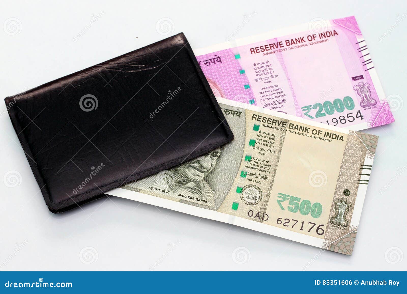 Five Hundred Rupee Indian Banknotes In Leather Wallet Stock Photo -  Download Image Now - iStock