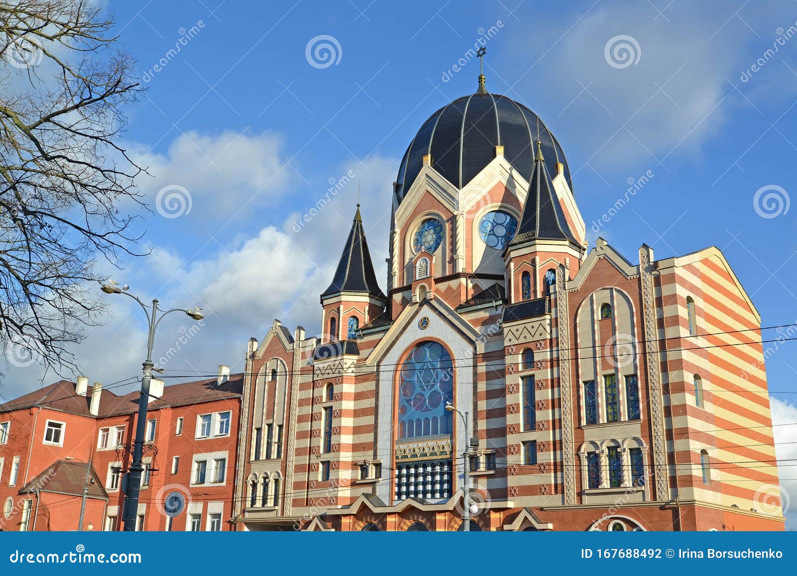 the new liberal synagogue on a sunny day. kaliningrad