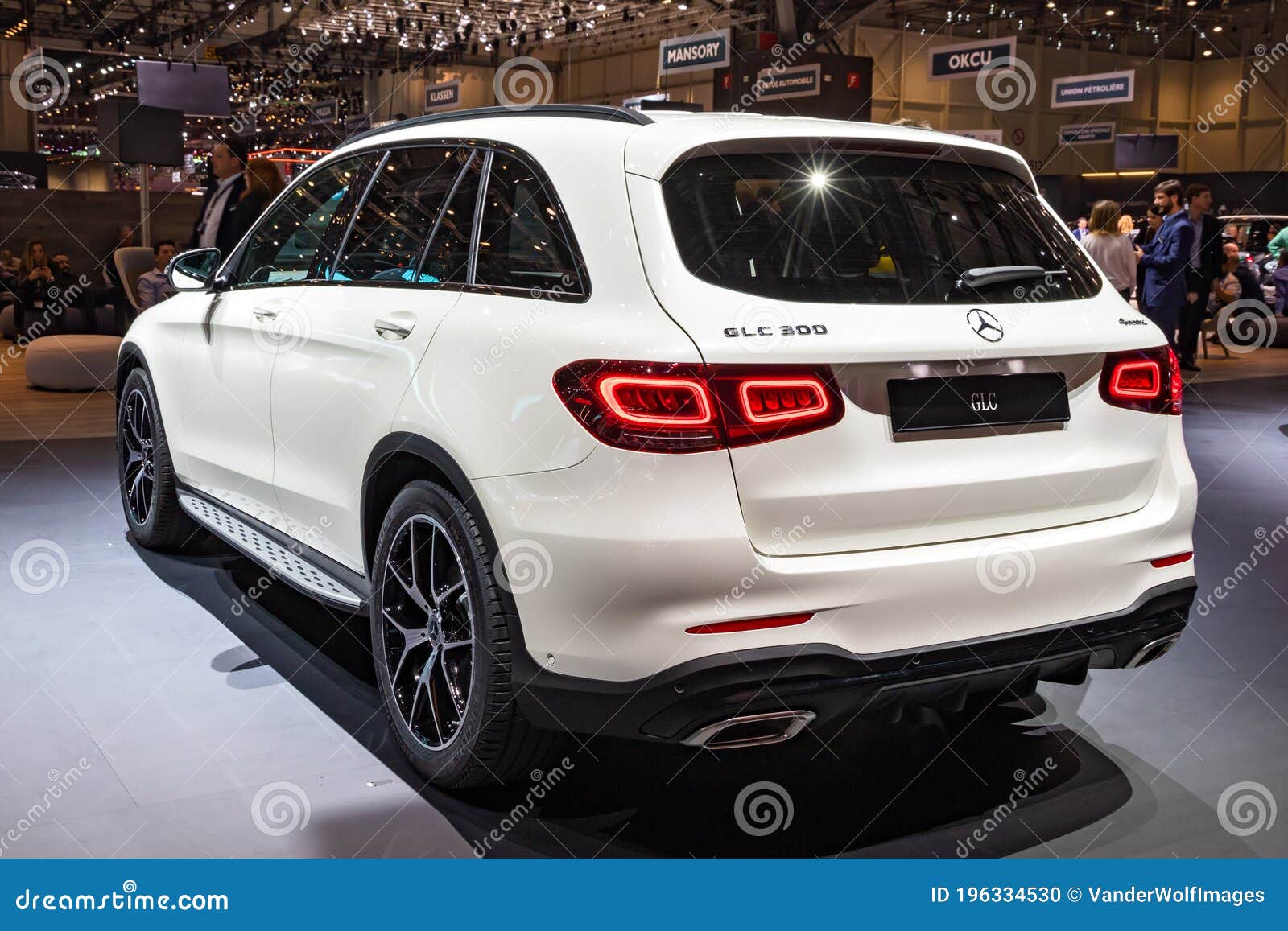 MercedesBenz GLC 2020 sắp ra mắt vào cuối tháng 2 có gì mới