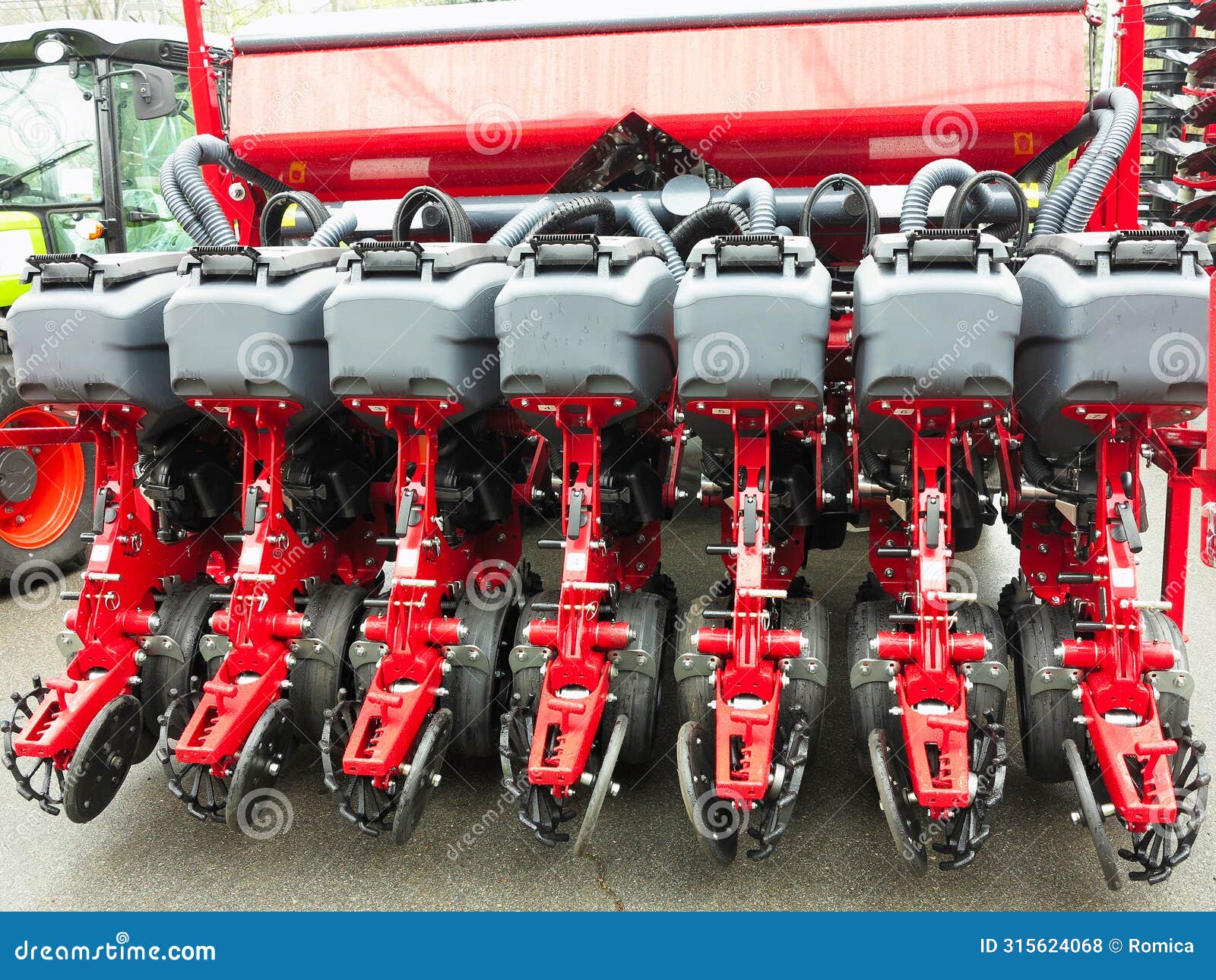 New Agricultural Seeder Equipment, Machinery for Spring Works Stock ...