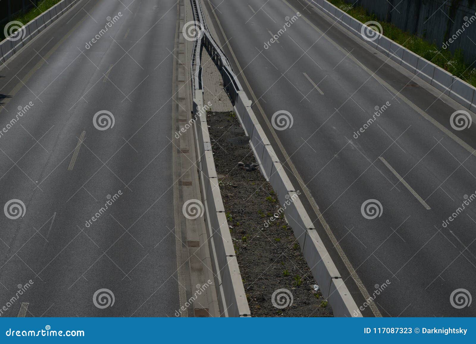 Highway with guardrails stock image. Image of guardrail - 117087323