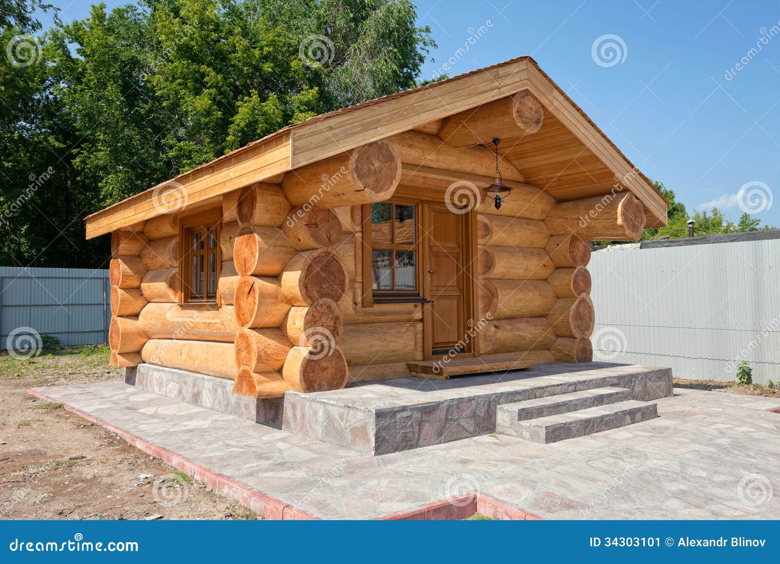 New Wooden House Stock Image - Image: 34303101