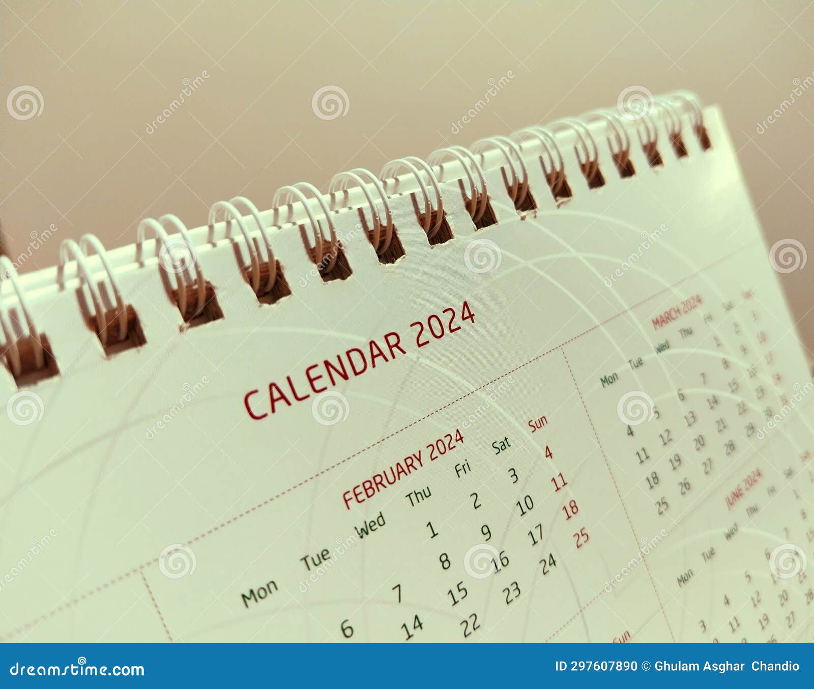 new year calendar 2024 organizer planner table-calendar new year-calendar kalender calendrier calendario image photo