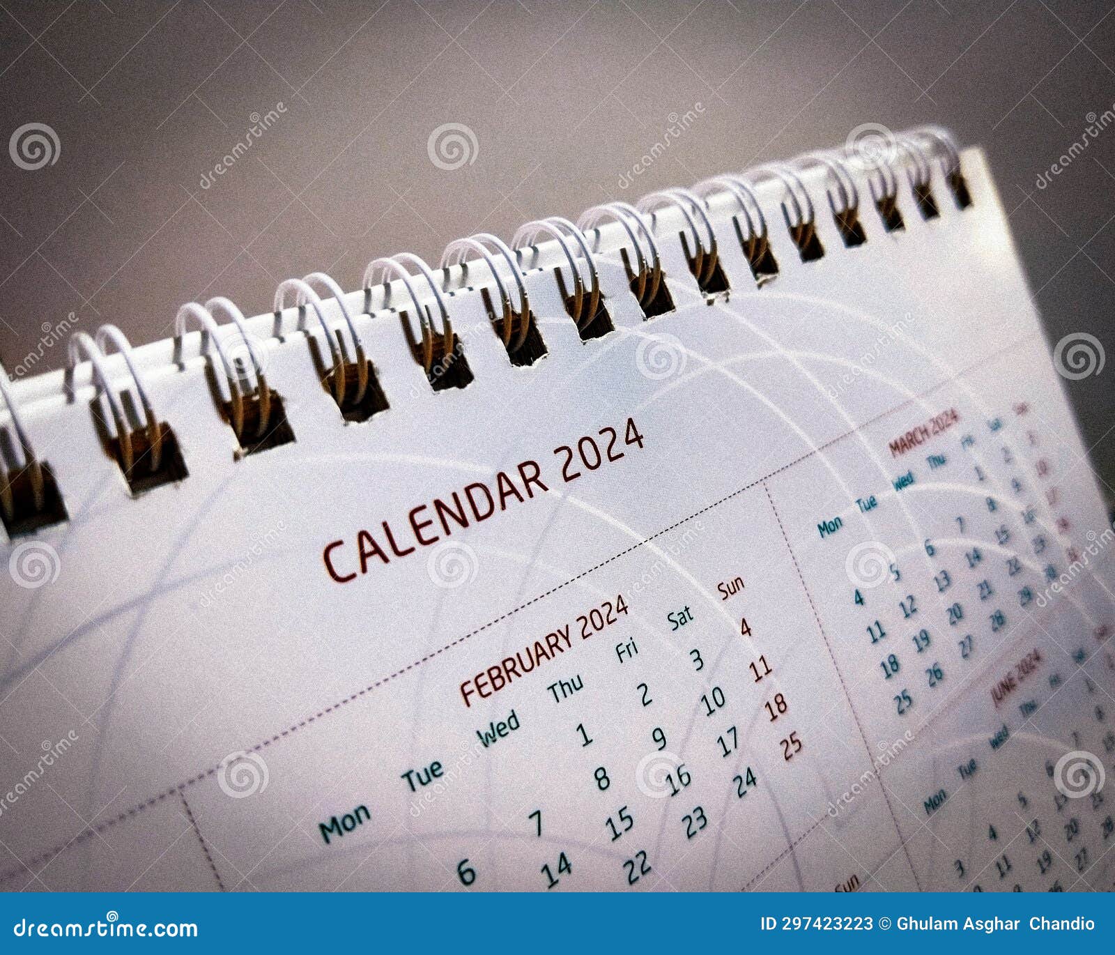 new year calendar 2024 organizer planner tablecalendar new-calendar kalender calendrier calendario image photo