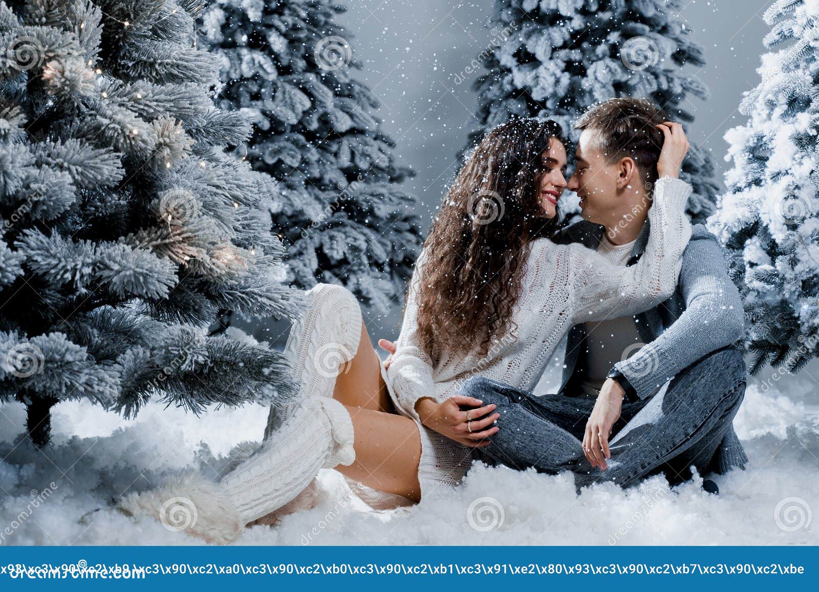 New Year Love Story. Couple Kiss and Hug, Snow is Falling Stock ...