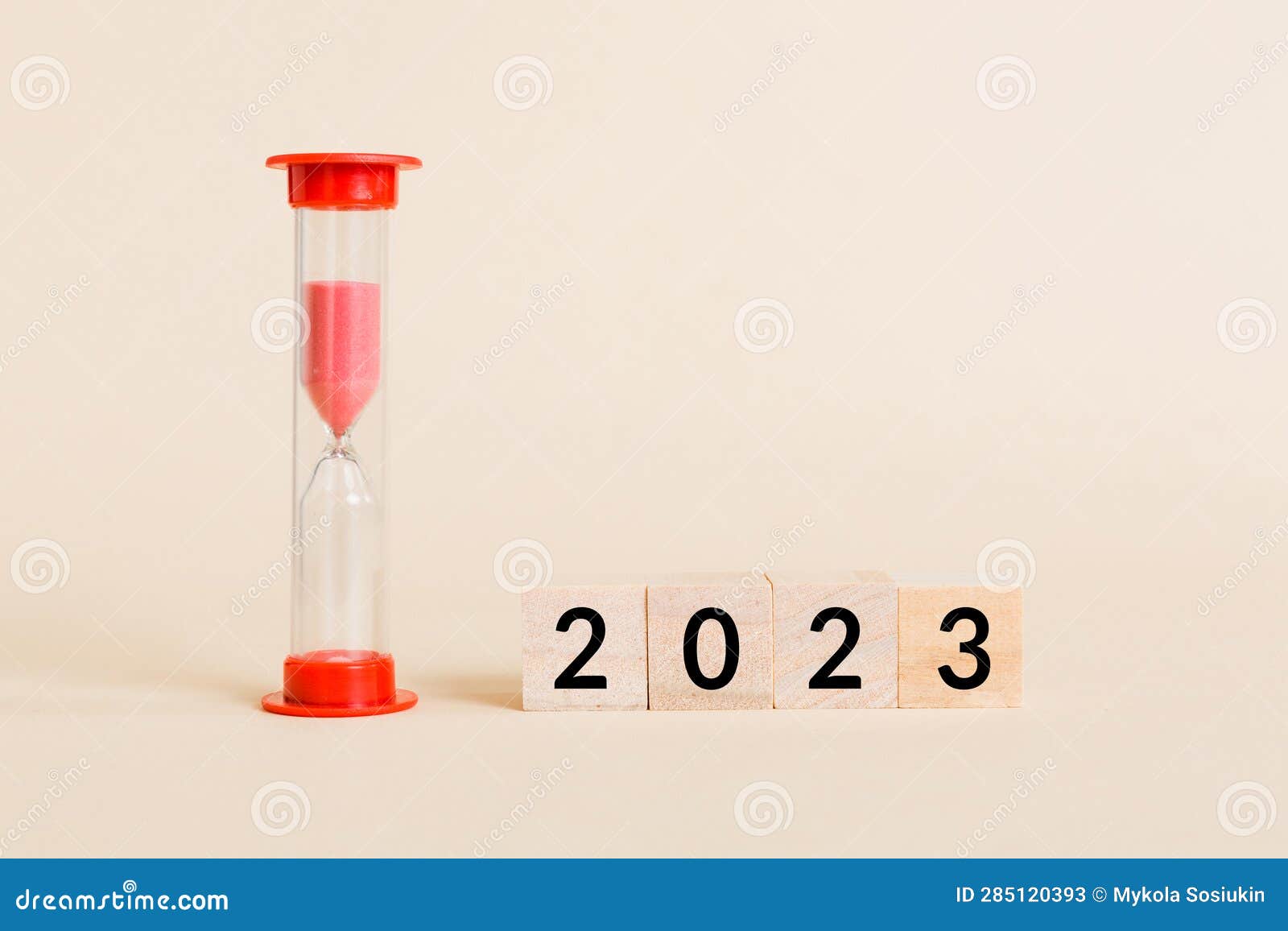 New year 2023 sand timer resolution time plan goal motivation