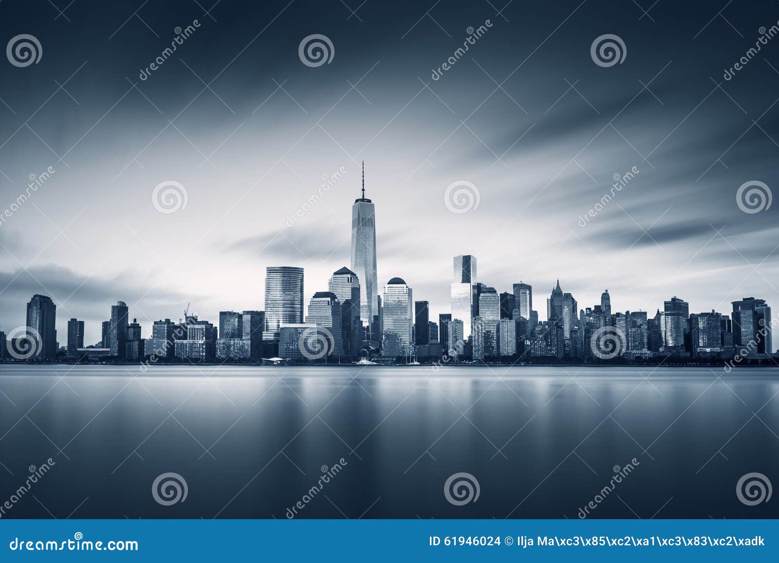new york city lower manhattan with new one world trade center
