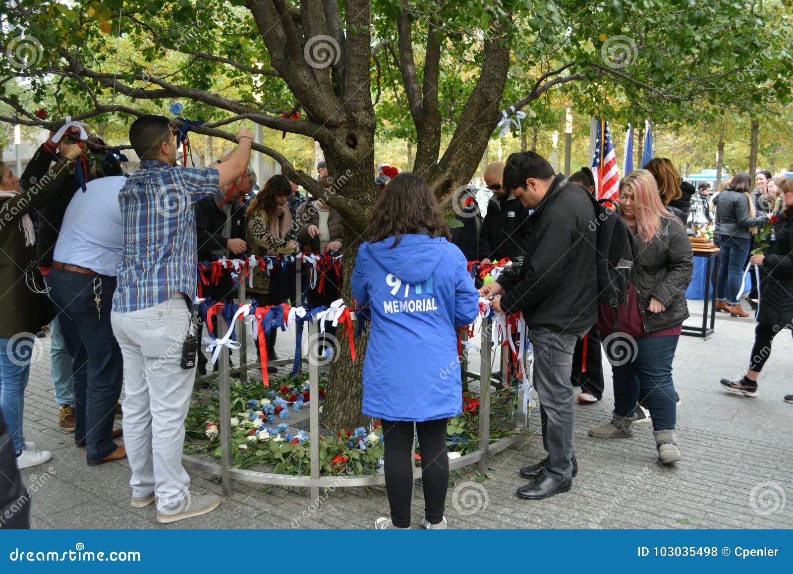 Survivor tree memorial hi-res stock photography and images - Alamy