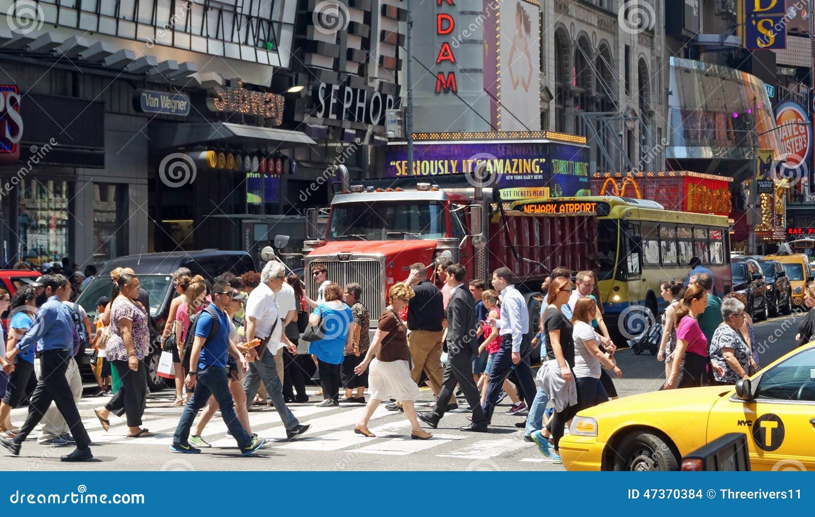 new york city street scene