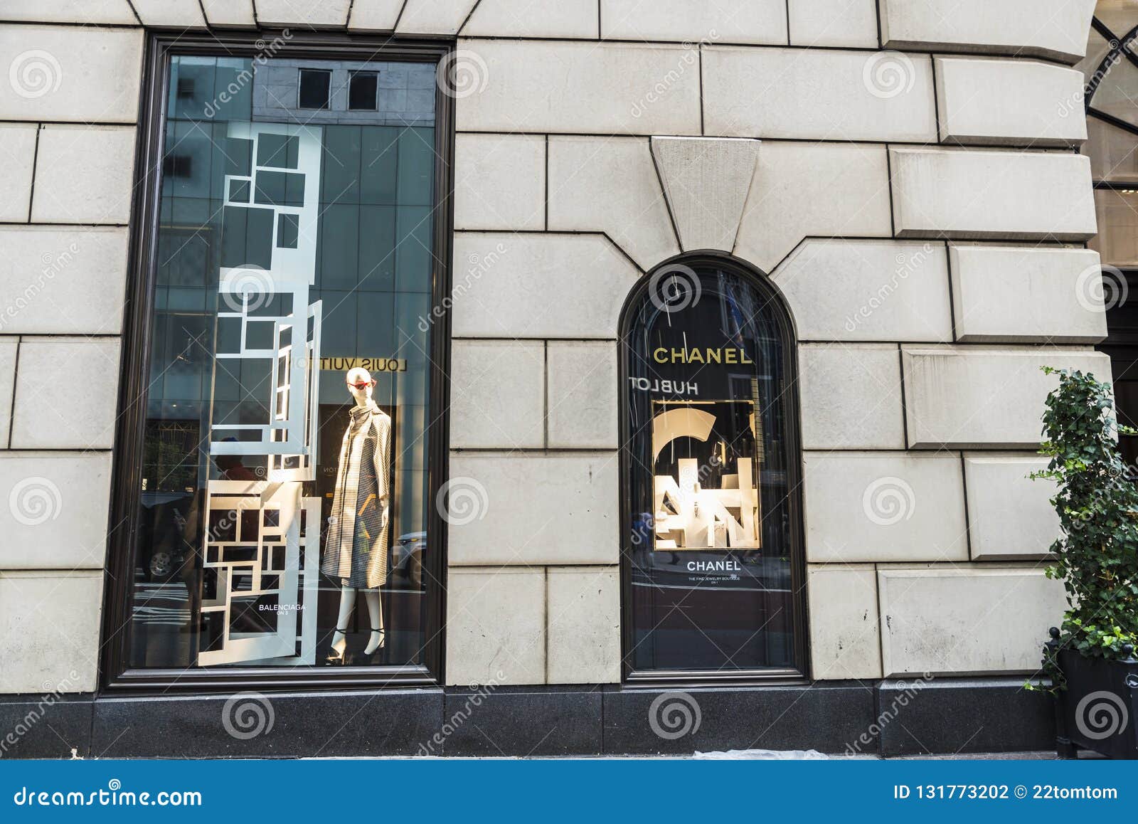 Display of a Luxury Brands Clothing Store in Fifth Avenue 5th