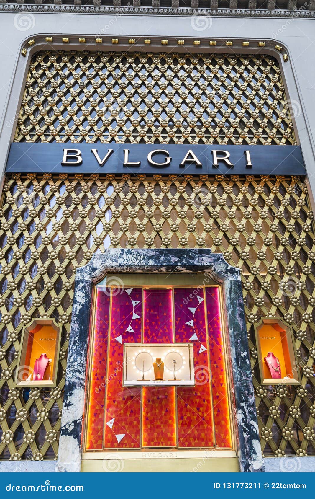 Display of a Luxury Bulgari Jewelry in Fifth Avenue 5th Avenue in Manhattan  in New York City Editorial Photo - Image of boutique, business: 131773211