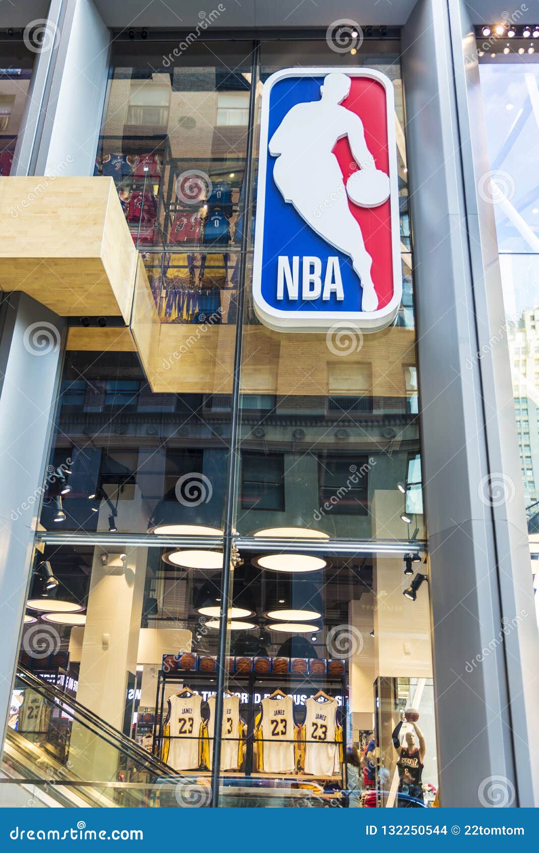 NBA Store, Fifth Avenue New York