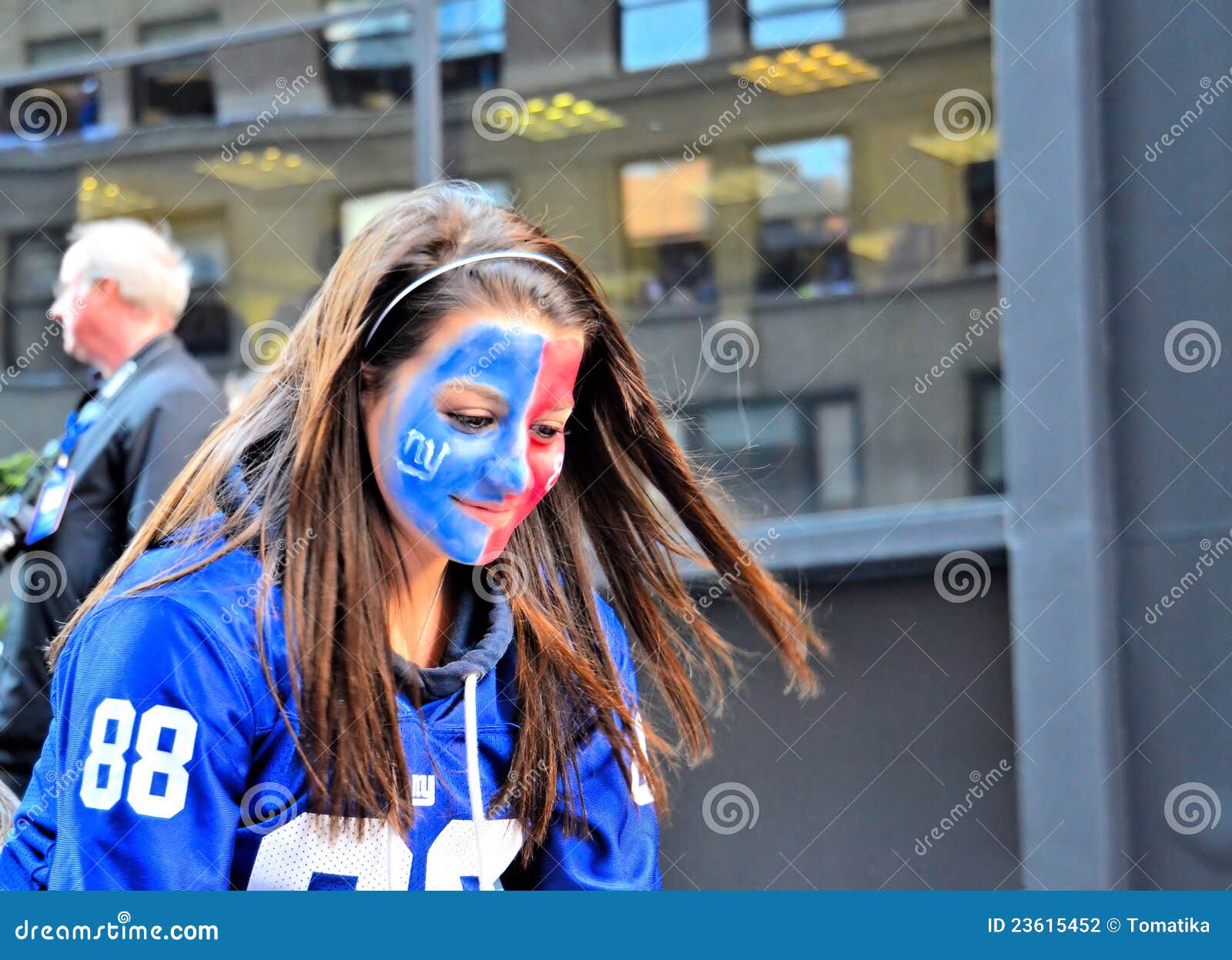 New York Giants Fan editorial photography. Image of skyscraper 23615452