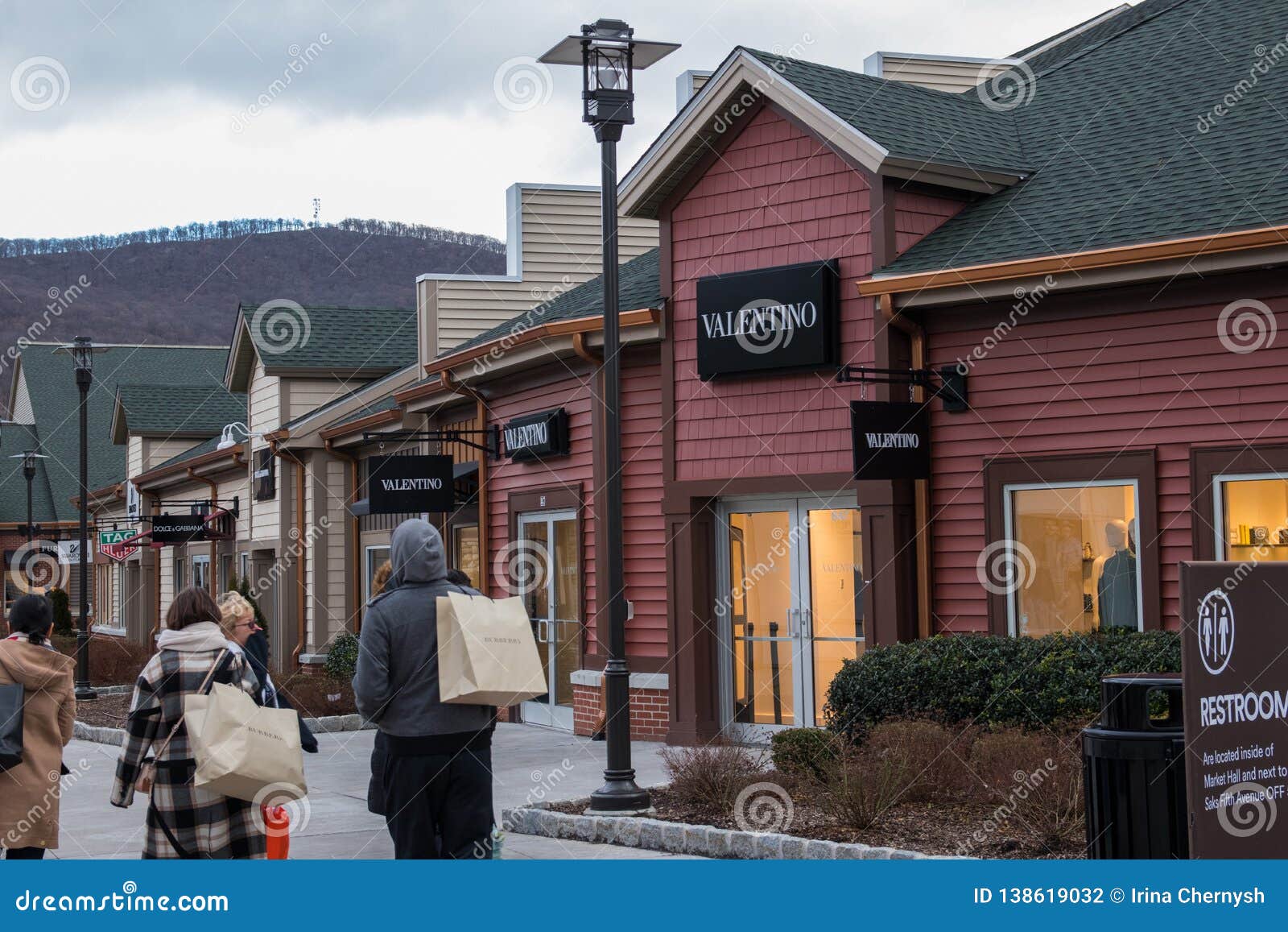 Market Hall - Woodbury, NY