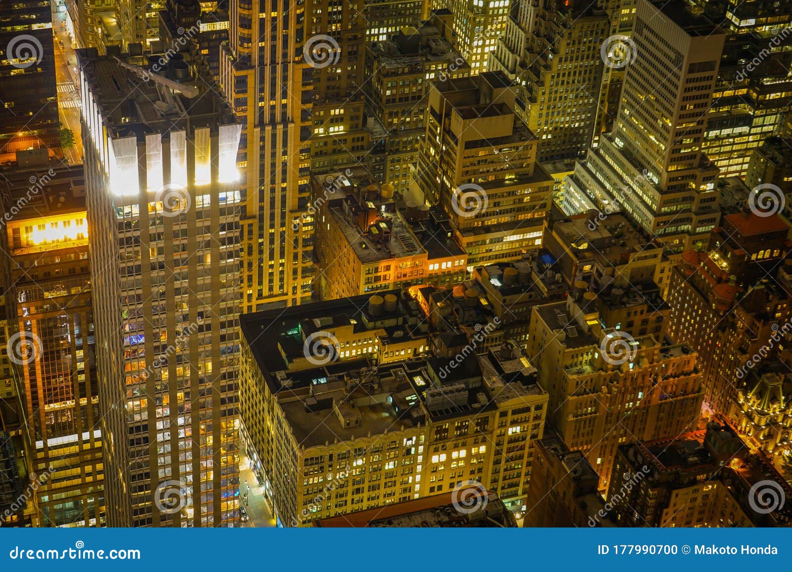 new york night view visible from the empire state building