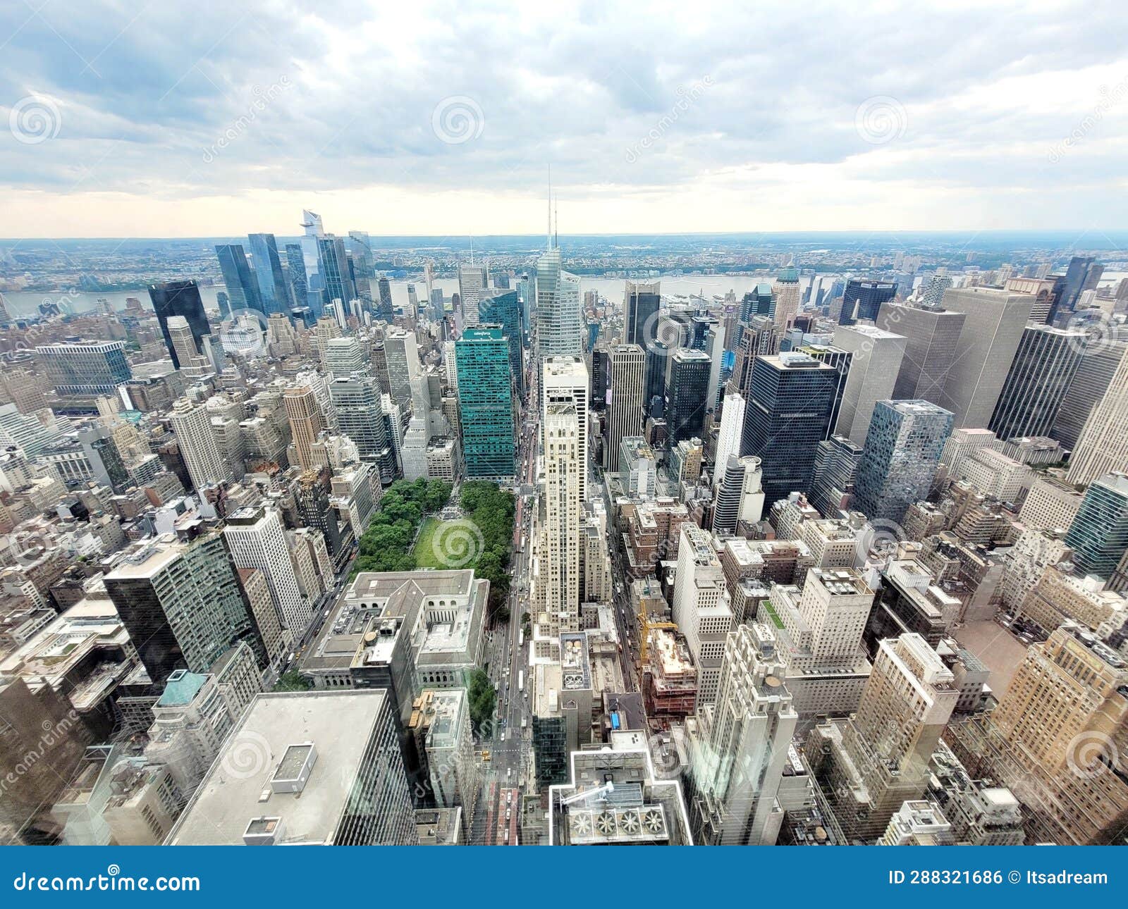 new york skyscrappers from above