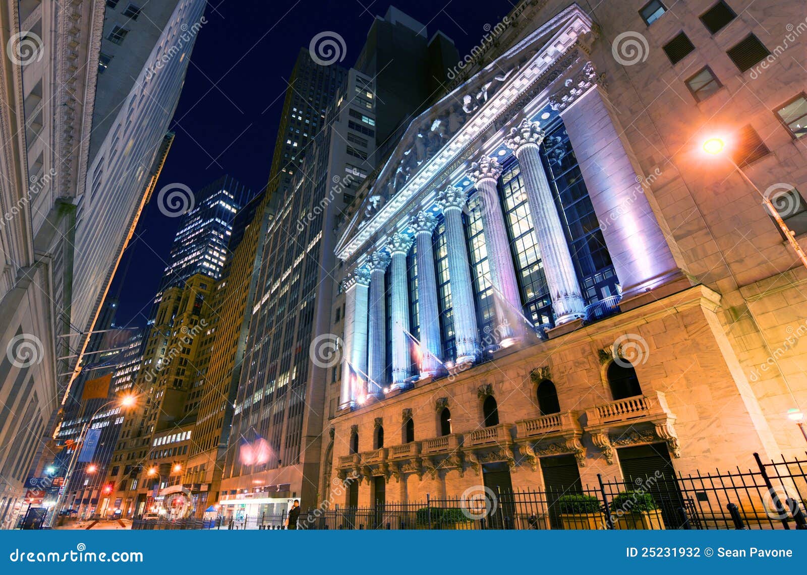 New York Stock Exchange editorial photography. Image of building 25231932