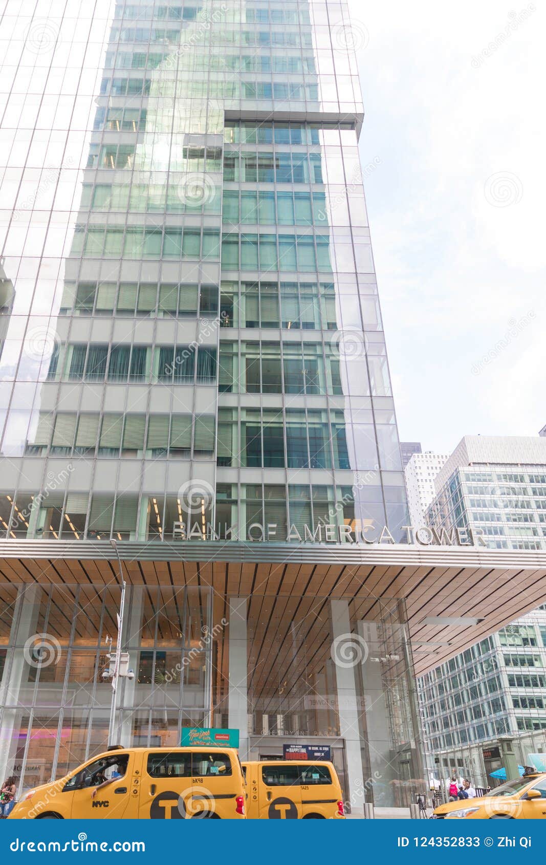 Logo Of Bank Of America In Modern Office Building In New York. Editorial Stock Photo - Image of ...