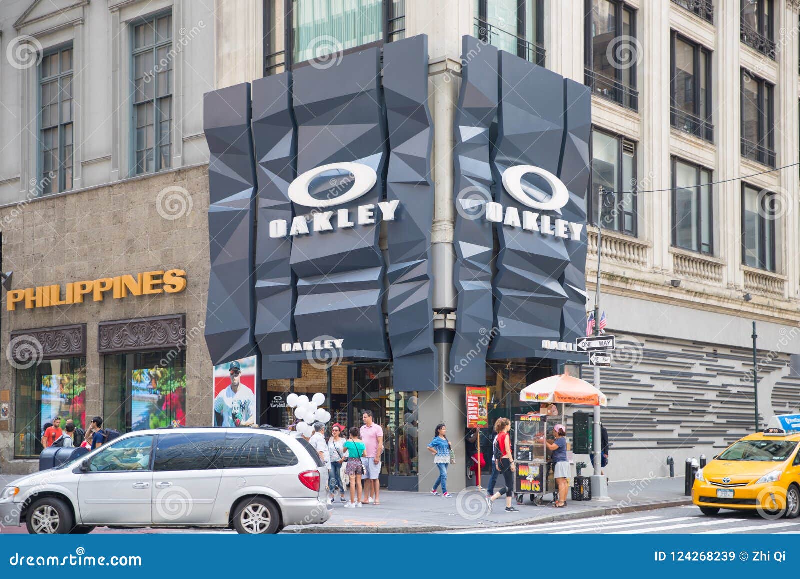 The Oakley Store In New York. Editorial 