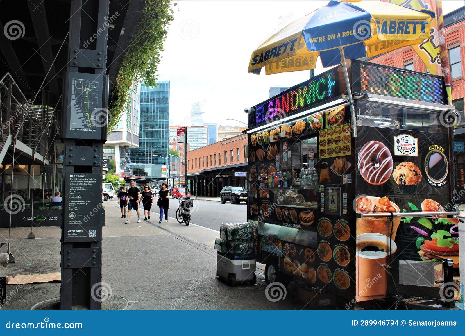 New York, United States - Street Food in New York City Editorial Stock