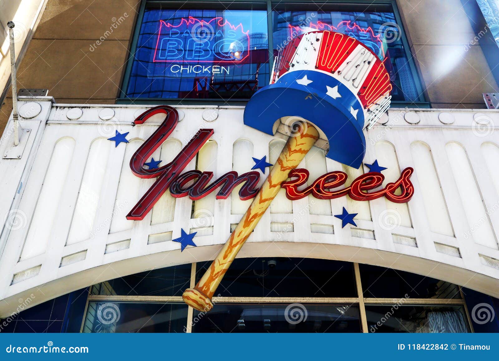 store yankees new york