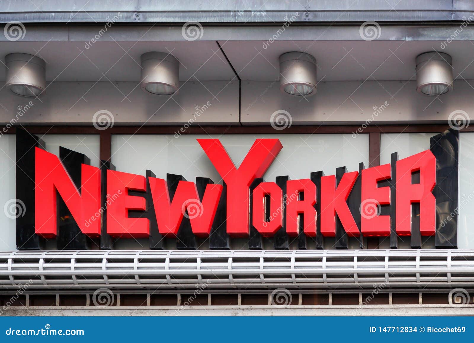 New Yorker Logo On A Wall Editorial Stock Image Image Of Chain 147712834