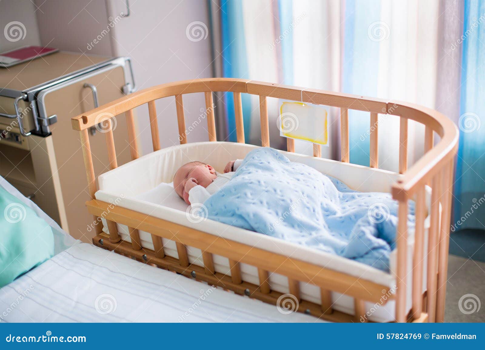 newborn baby cot