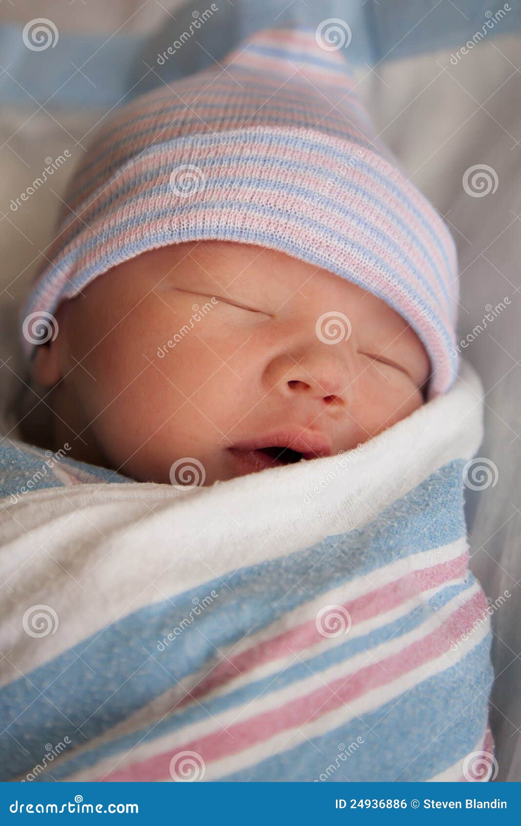 Newborn in deep sleep stock photo. Image of beauty, softness 24936886