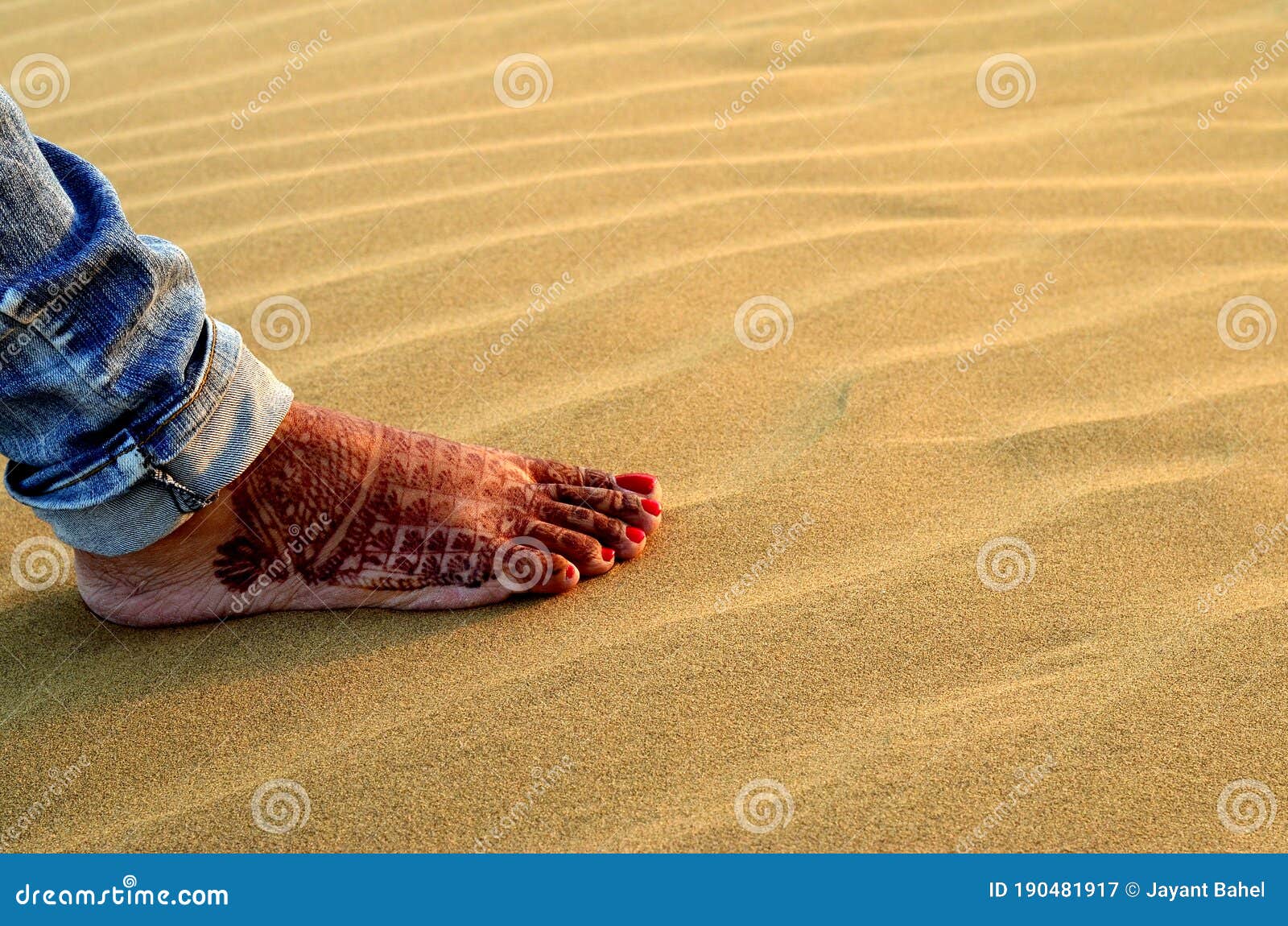 Dune feet