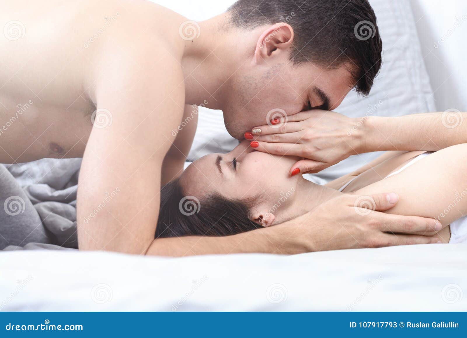 Newlyweds Gently Kissing In Bed In The Early Morning Good Morning Stock Image Image Of Morning Happy