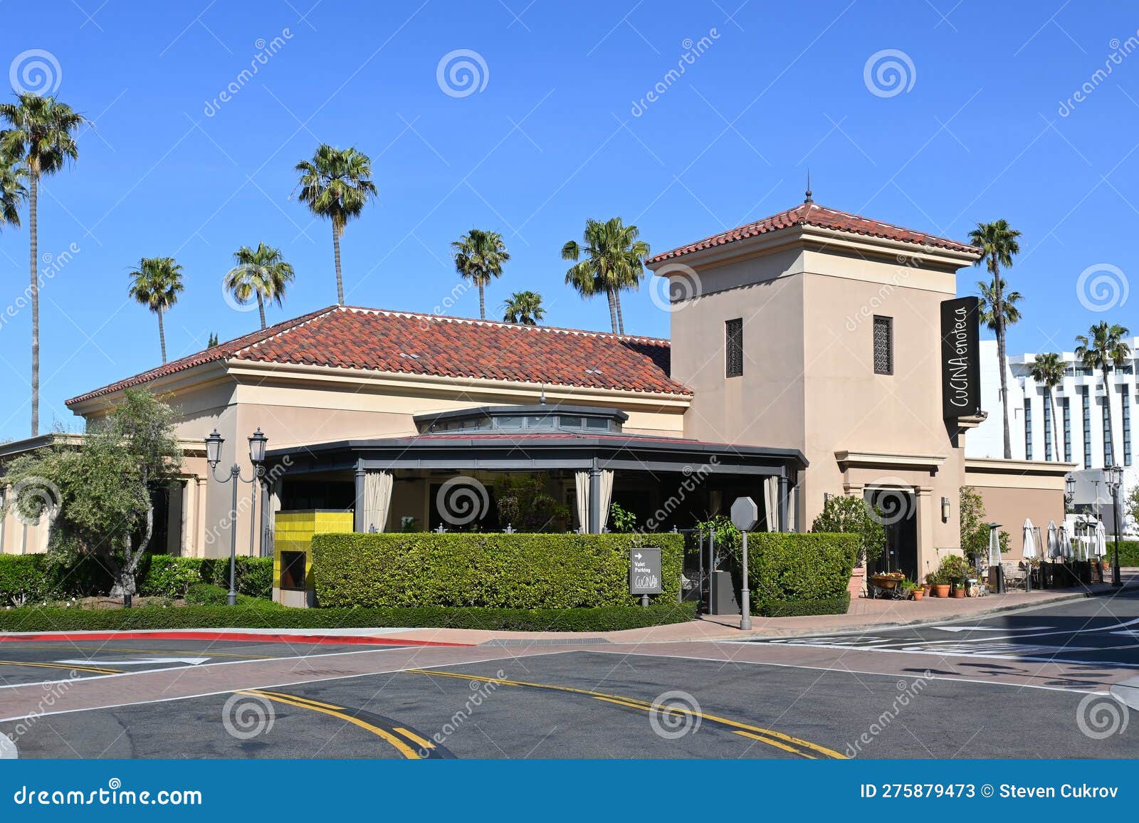 Fashion Island Newport Beach Stock Photos - Free & Royalty-Free