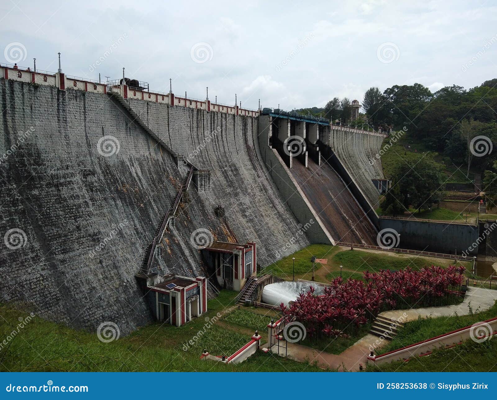 Neyyar Dam Shutter Gravity Dam in Thiruvananthapuram, Kerala Stock