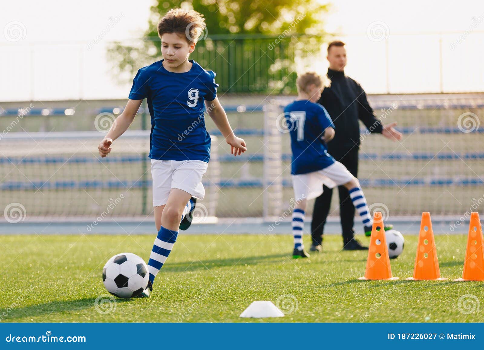 Fútbol infantil: enseñanza y crecimiento - MEDAC