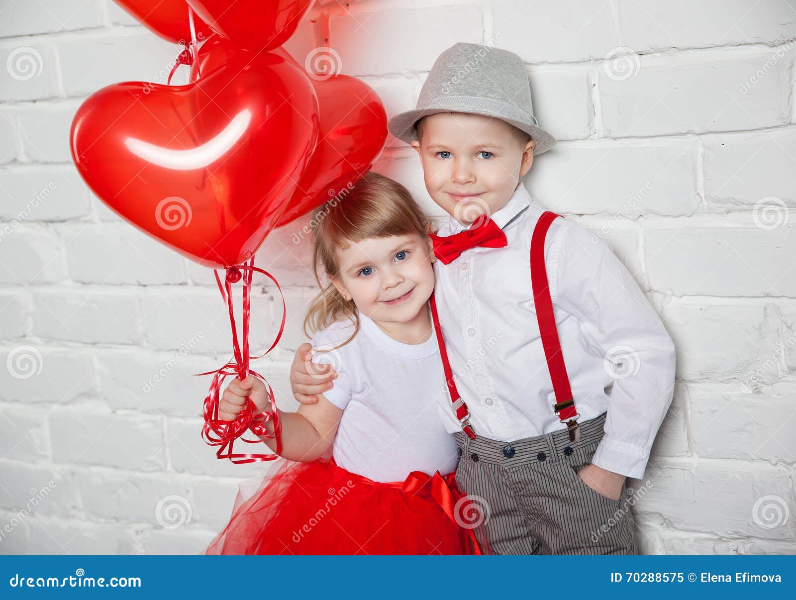 Categoría «Día de san valentín con globos» de imágenes, fotos de stock e  ilustraciones libres de regalías