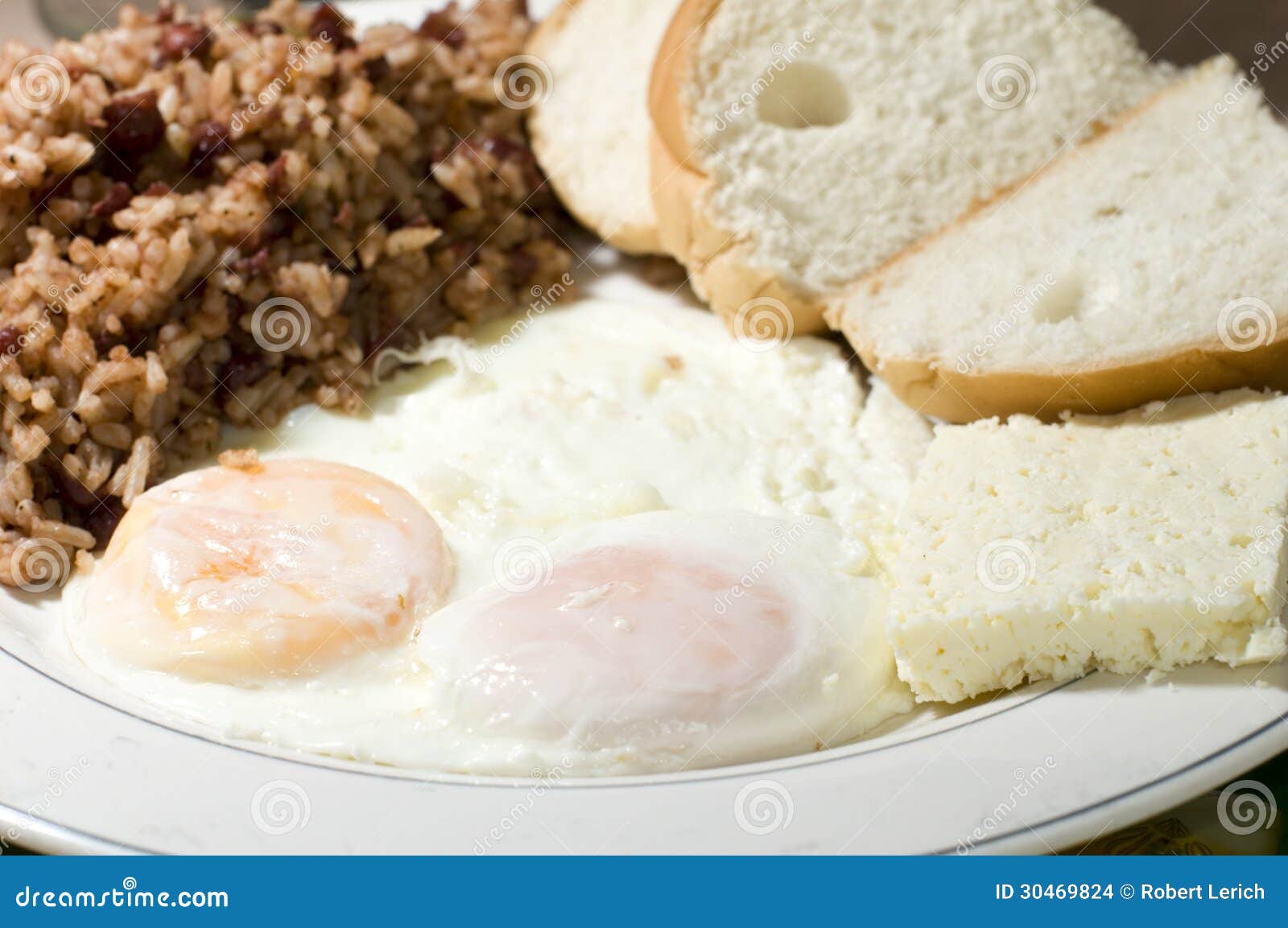nicaraguan style fried eggs breakfast with rice and bean gallo p