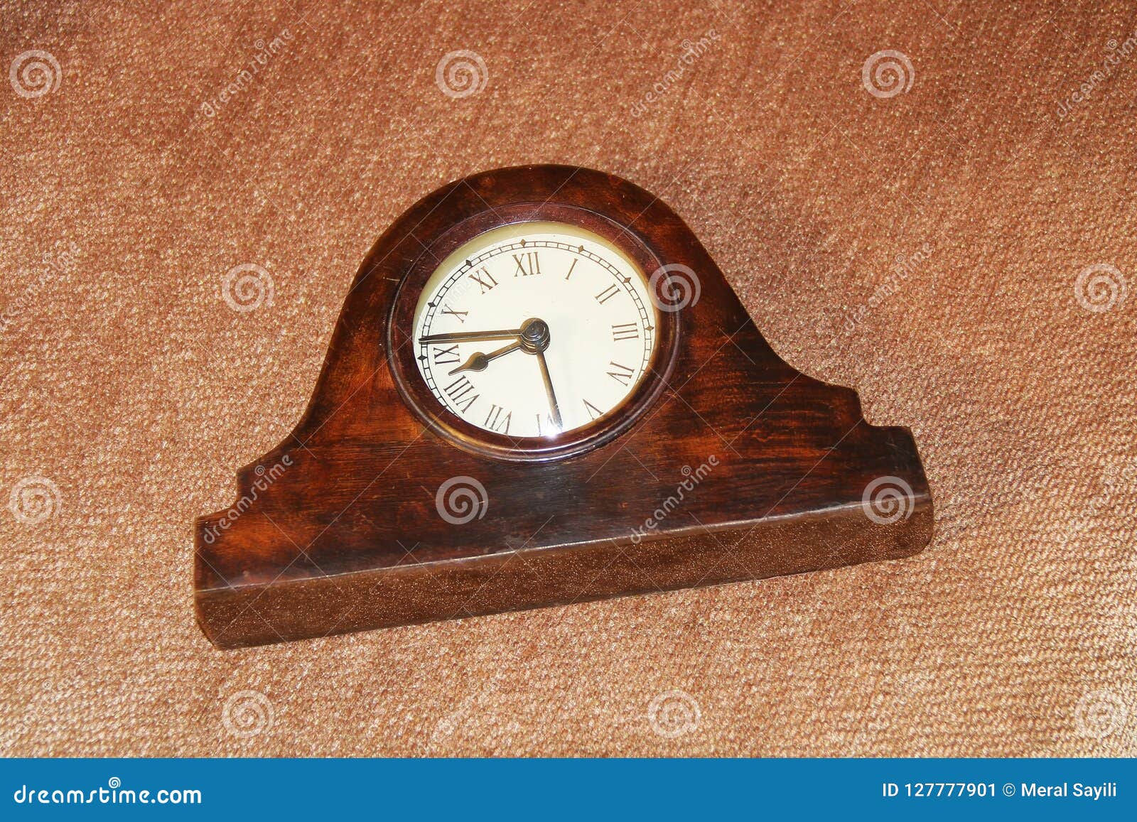 picture of a nice clock picture of a nice clock