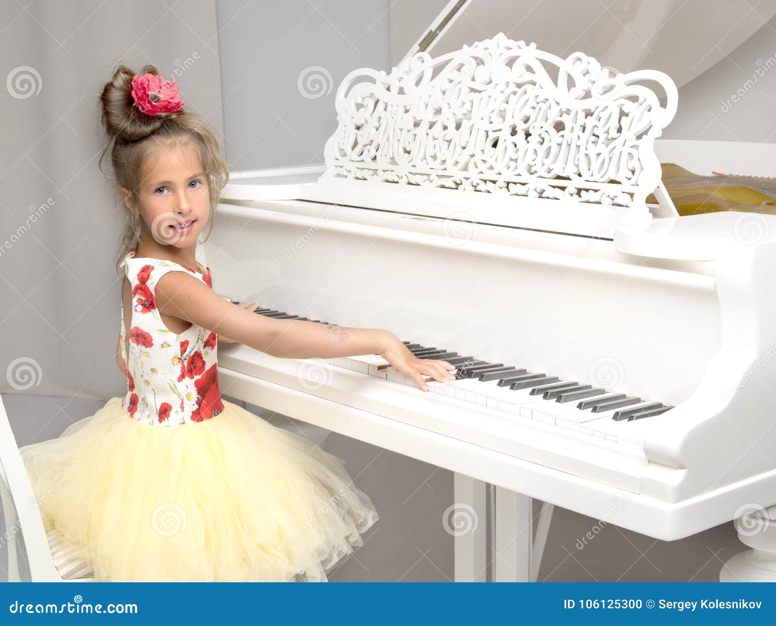 Piano White Little download the last version for android Piano White Little download the last version for android