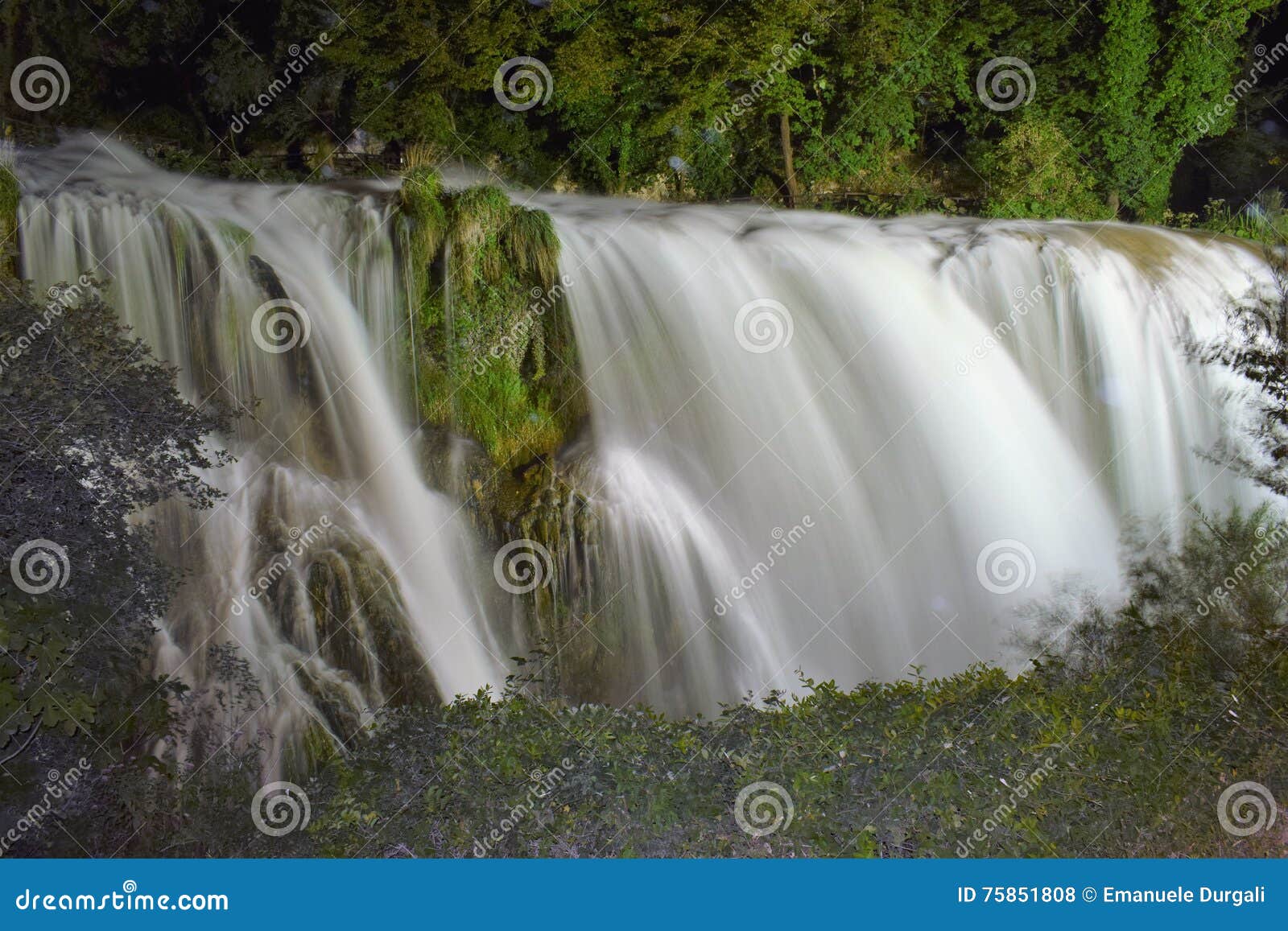 nice shot with a nikon d3300 waterfall in italy