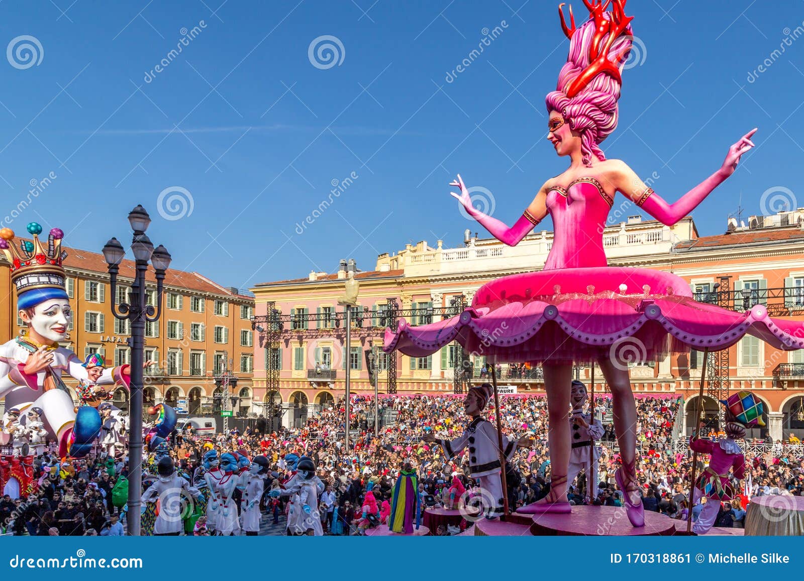 Nicea Cote D Azur Francja Luty 24 R 19 R Carnaval De Nice Ten Rok Tematyczny Krol Kina Roi Du Cinema Zdjecie Editorial Obraz Zlozonej Z Azur Tematyczny Nicea Cote D Azur Francja Luty 24 R 19 R Carnaval De Nice Ten Rok Tematyczny Krol Kina Roi Du Cinema Zdjecie Editorial Obraz Zlozonej Z Azur Tematyczny