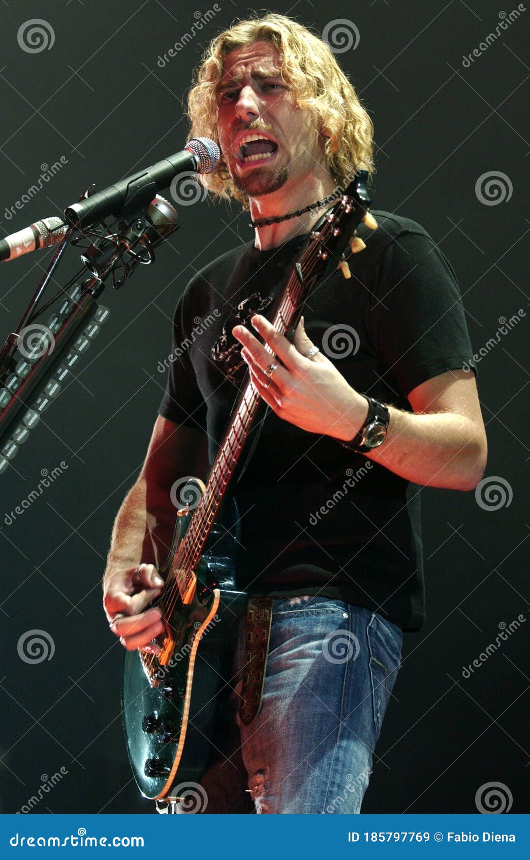 Nickelback , Chad Kroeger during the Concert Editorial Stock Image
